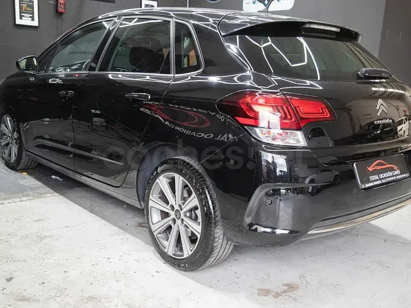 Usado Citroën C4 Shine 120 CV (88 kW) 2017 Negro Berlina