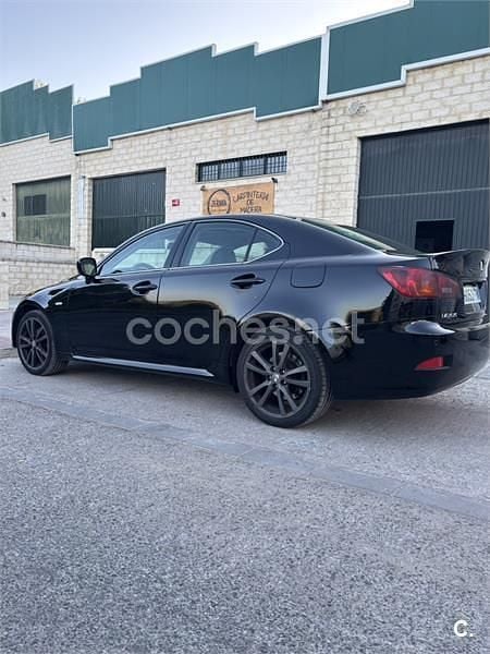 Negro Usado 2007 Lexus IS220d President Line Berlina | 7700 € (Un poco caro) - Imagen 1/4