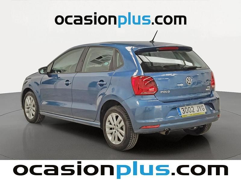 Usado VW Polo Advance 90 CV (66 kW) 2017 Azul Utilitario