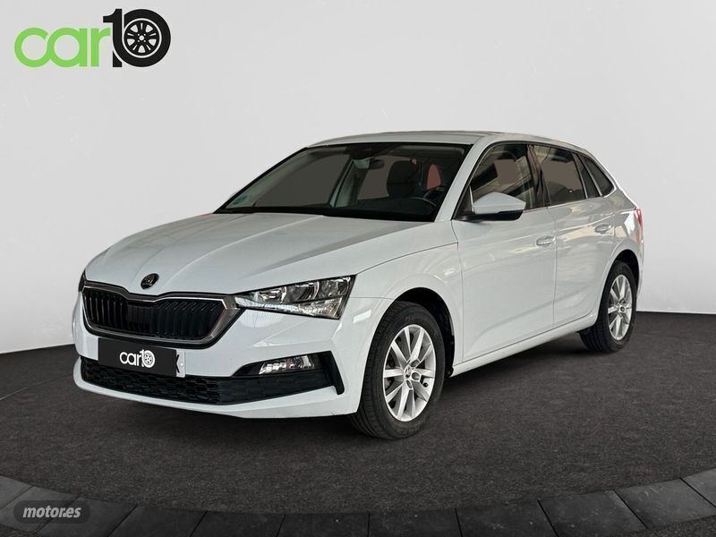 Blanco Usado 2021 Skoda Scala Ambition Utilitario | 12.490 € (Precio justo) - Imagen 1/4