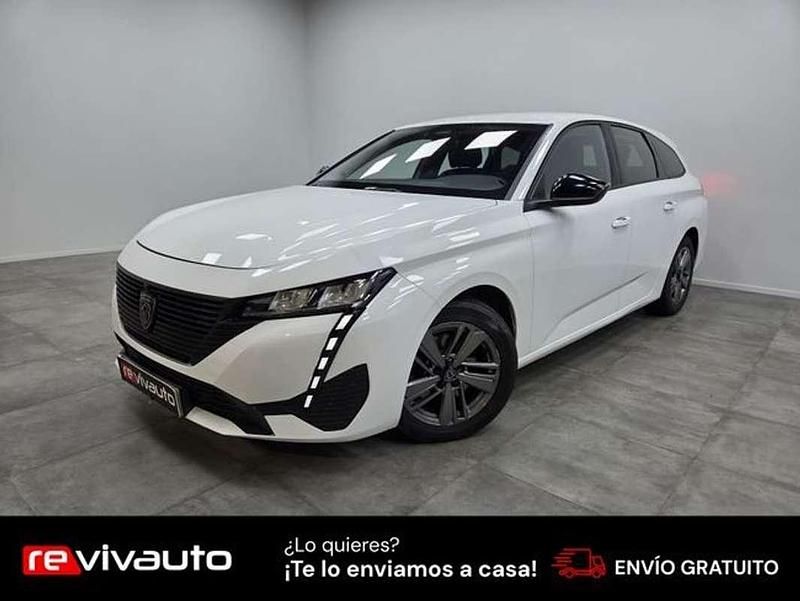 Usado Peugeot 308 SW Active 131 CV (96 kW) 2022 Blanco Familiar