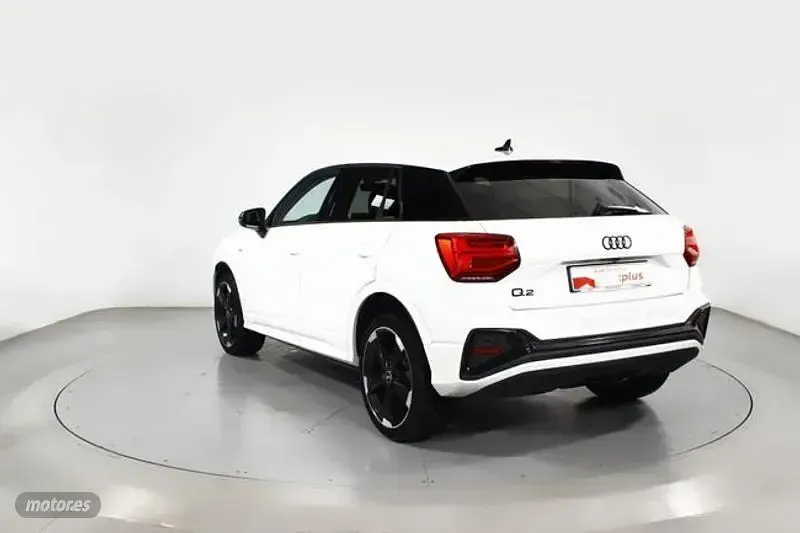 Usado Audi Q2 S-Line 150 CV (110 kW) 2022 Blanco SUV