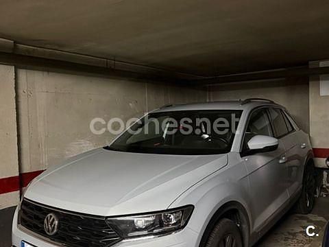 Usado VW T-Roc Sportline 150 CV (110 kW) 2020 Gris / plata SUV