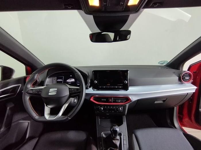 Usado Seat Ibiza FR 116 HP (85 kW) 2024 Vermelho Sedan