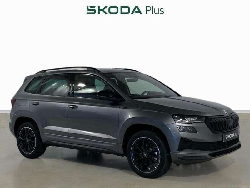 Gris Nuevo 2025 Skoda Karoq SportLine SUV | 30.450 € (Buen precio) - Imagen 1/4