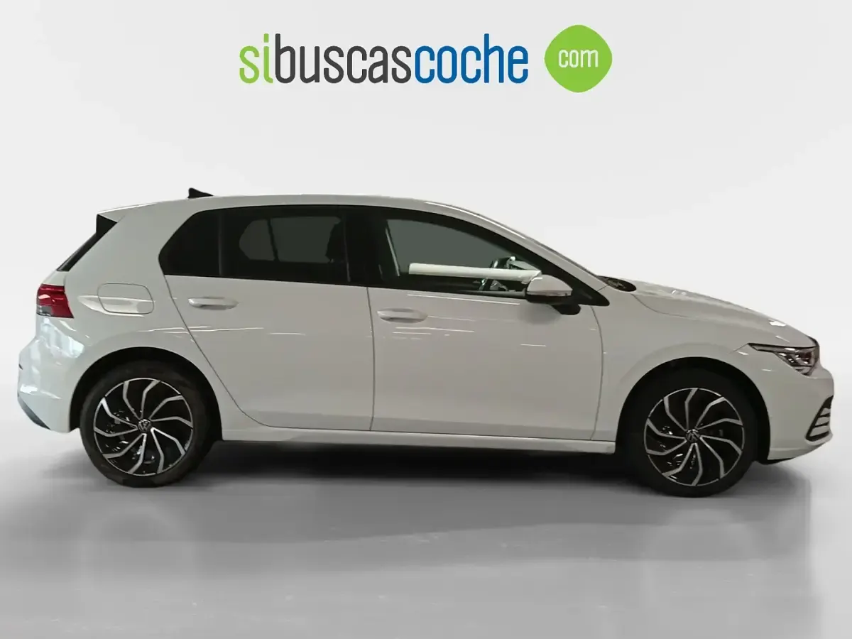 Usado VW Golf VIII Life 130 CV (95 kW) 2022 Blanco
