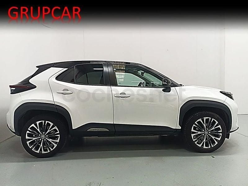 Usado Toyota Yaris Cross Style 116 CV (85 kW) 2022 Blanco SUV