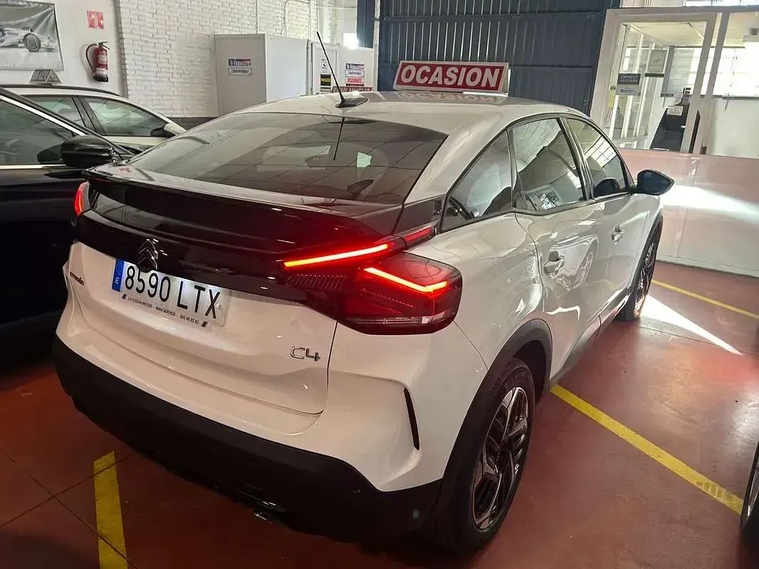 Usado Citroën C4 Shine 131 CV (96 kW) 2021 Utilitario