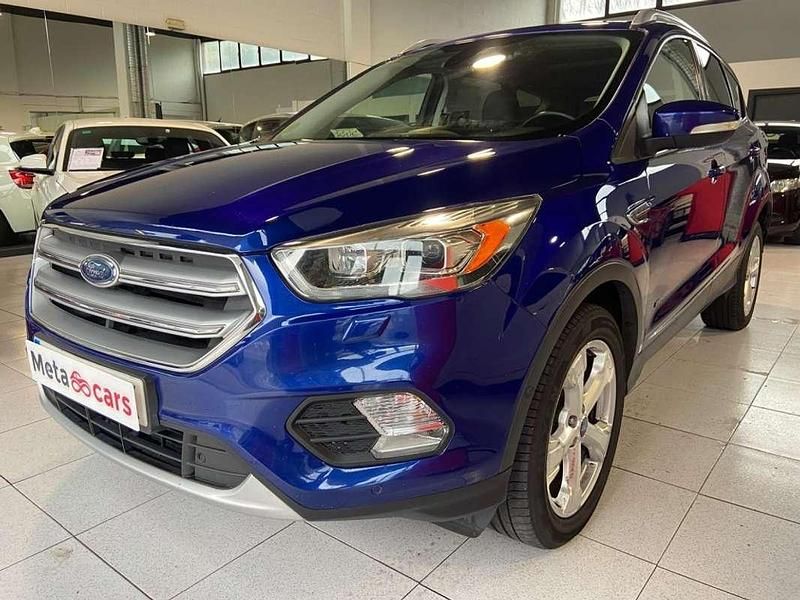 Usado Ford Kuga Titanium 150 CV (110 kW) 2016 Azul SUV