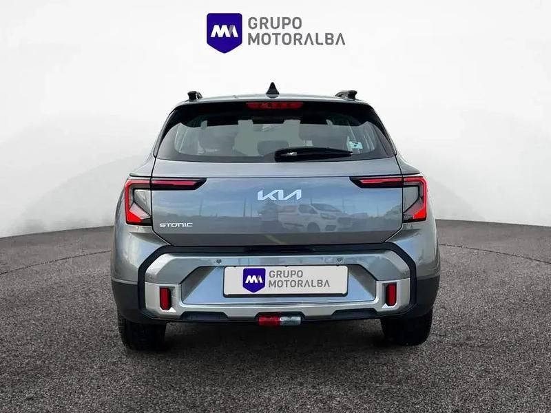 Novo Kia Stonic 100 HP (73 kW) 2026 Otro SUV