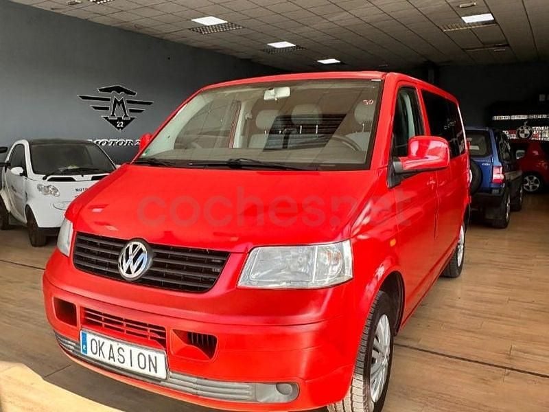 Käytetty VW Multivan 104 HP (76 kW) 2005 Punainen Tila-auto