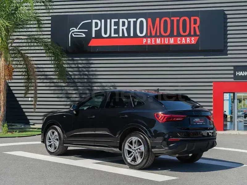Usado Audi Q3 Sportback Comfort 150 CV (110 kW) 2025 Negro SUV