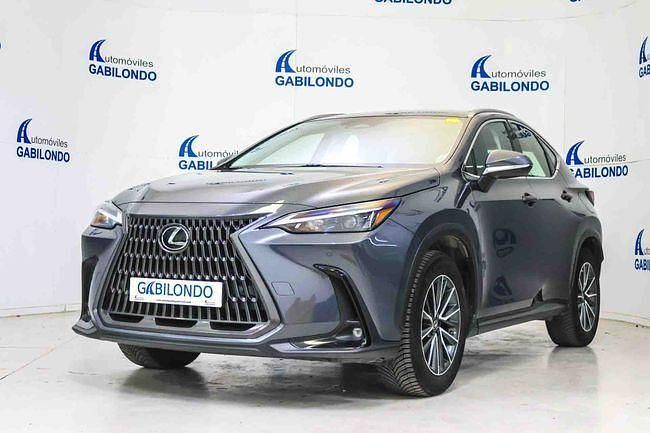 Usado Lexus NX350h Business Edition 242 CV (177 kW) 2022 Gris / plata SUV