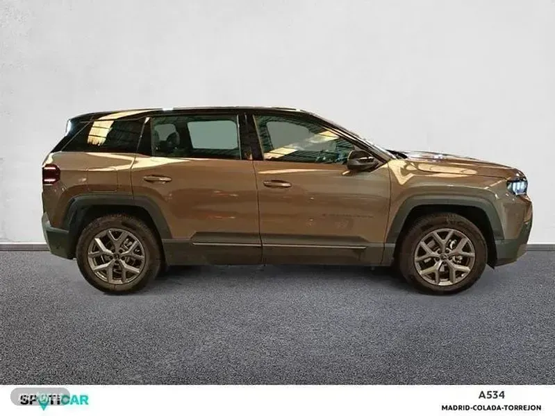 Usado Jeep Compass Altitude 145 CV (106 kW) 2026 Marrón SUV