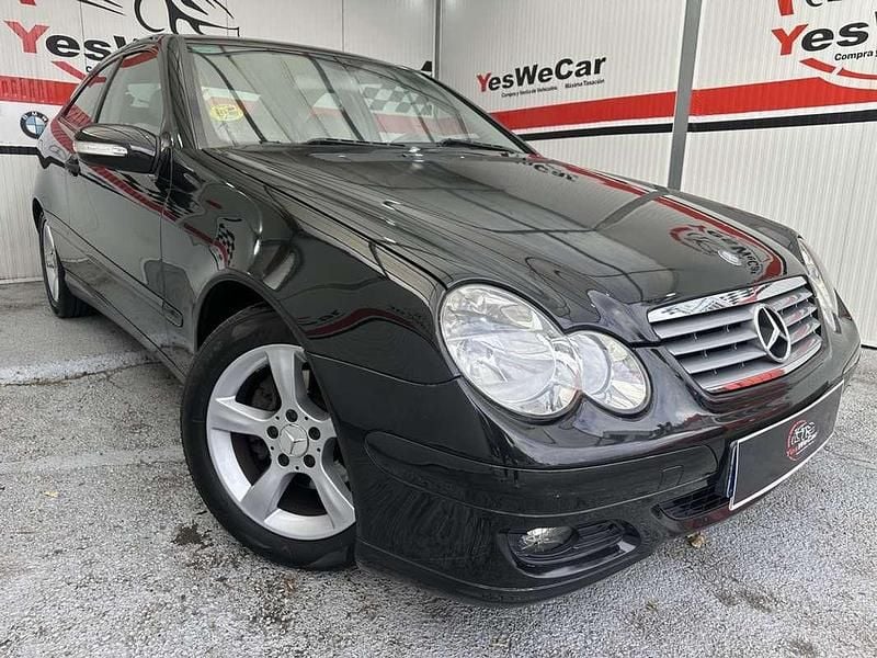 Negro Usado 2005 Mercedes C180 Sport Edition Coupe | 5990 € (Buen precio) - Imagen 1/4