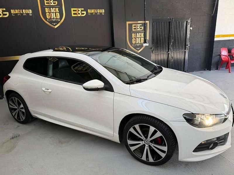 Usado VW Scirocco Edition 140 CV (102 kW) 2011 Blanco Coupe