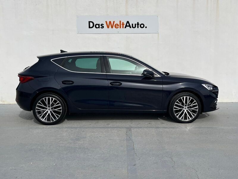Azul Usado 2021 Seat Leon XCELLENCE | 25.400 € (Un poco caro) - Imagen 1/4