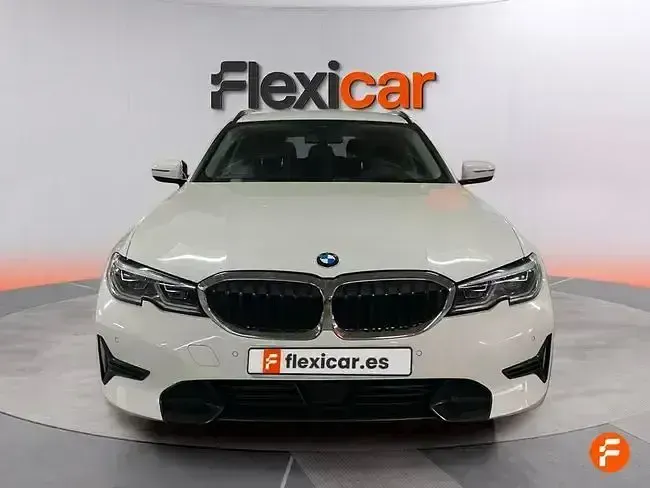Usado BMW 318 150 CV (110 kW) 2022 Blanco Familiar