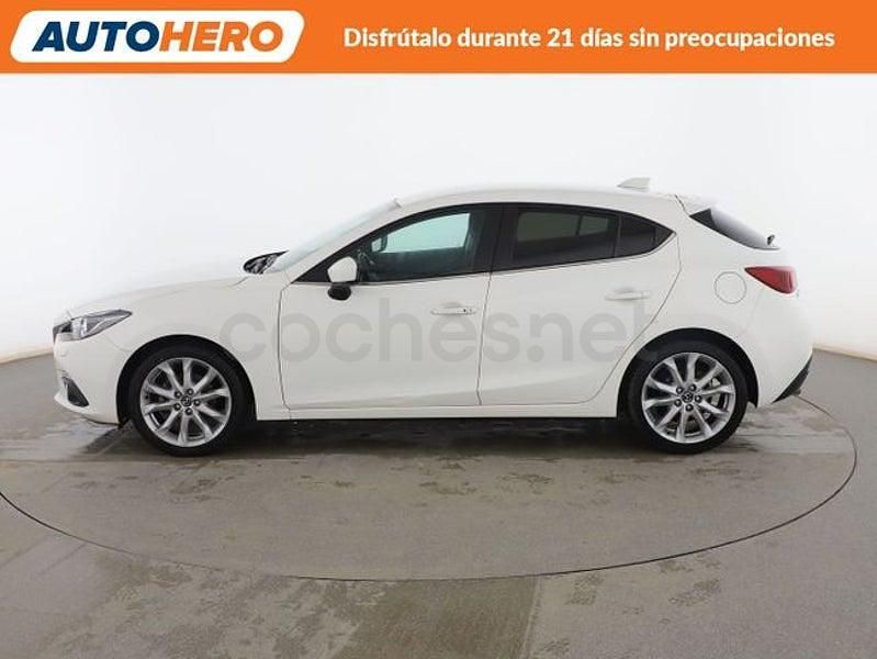 Usado Mazda 3 Luxury 120 CV (88 kW) 2015 Blanco Berlina