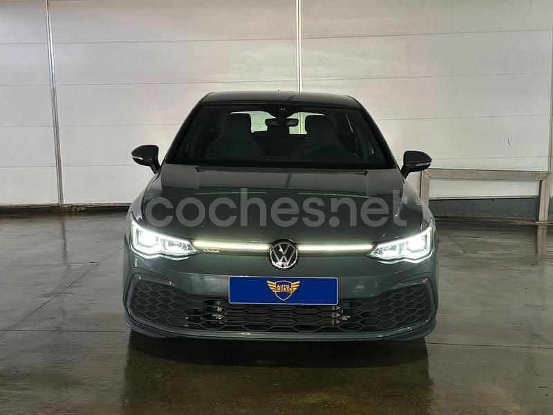 Usado VW Golf VIII GTI 245 CV (180 kW) 2021 Gris / plata Berlina