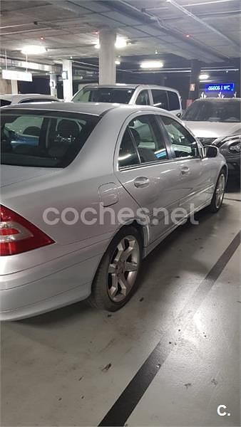 Usado Mercedes C220 Sport Edition 150 CV (110 kW) 2005 Gris / plata Berlina