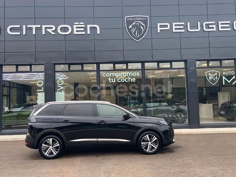 Negro Usado 2021 Peugeot 5008 Allure Monovolumen | 22.500 € (Un poco caro) - Imagen 1/4