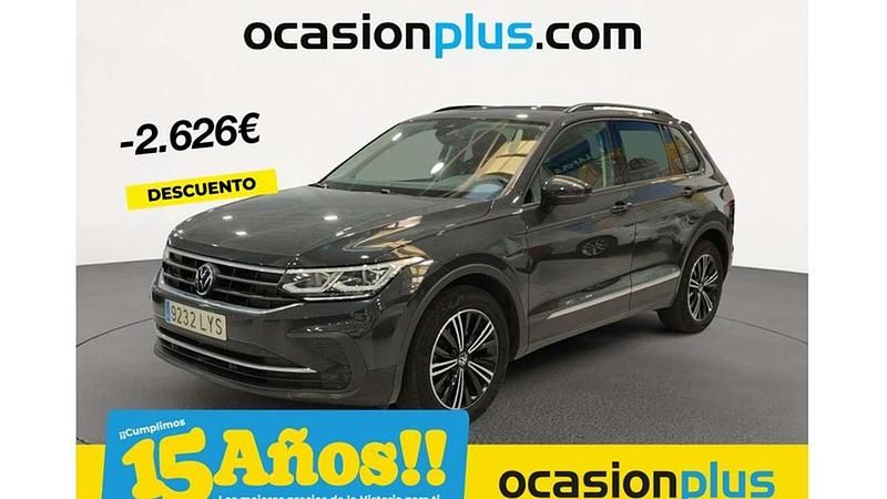 Gris Usado 2022 VW Tiguan Life SUV | 25.900 € (Super precio) - Imagen 1/4