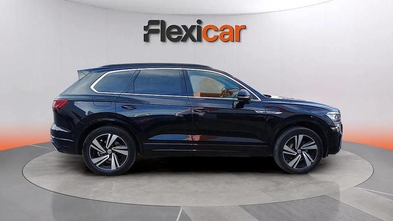 Usado VW Touareg R-line 286 CV (210 kW) 2019 Negro SUV