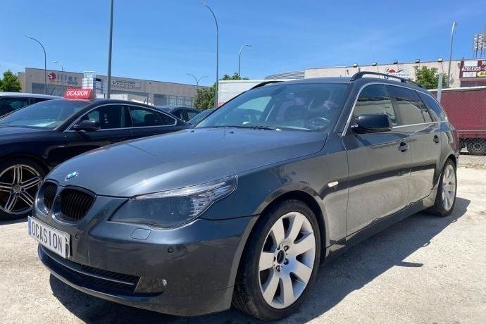 Usado BMW 525 197 CV (144 kW) 2008 Gris Familiar