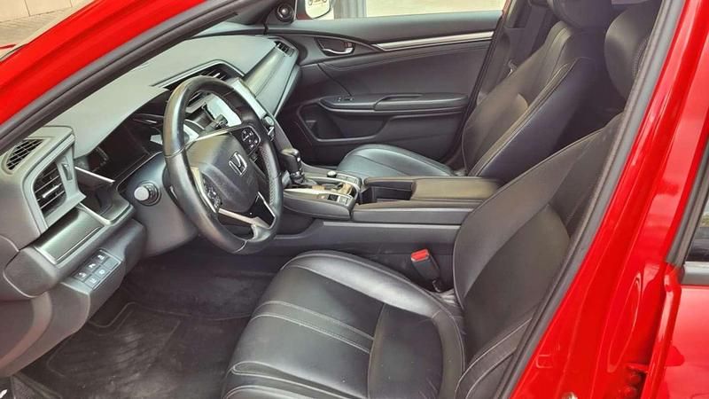 Rojo Usado 2017 Honda Civic Prestige Utilitario | 19.900 € (Buen precio) - Imagen 1/4