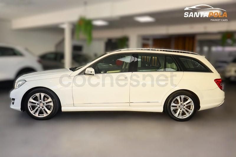 Käytetty Mercedes C250 Avantgarde 204 HP (150 kW) 2013 Valkoinen Farmari