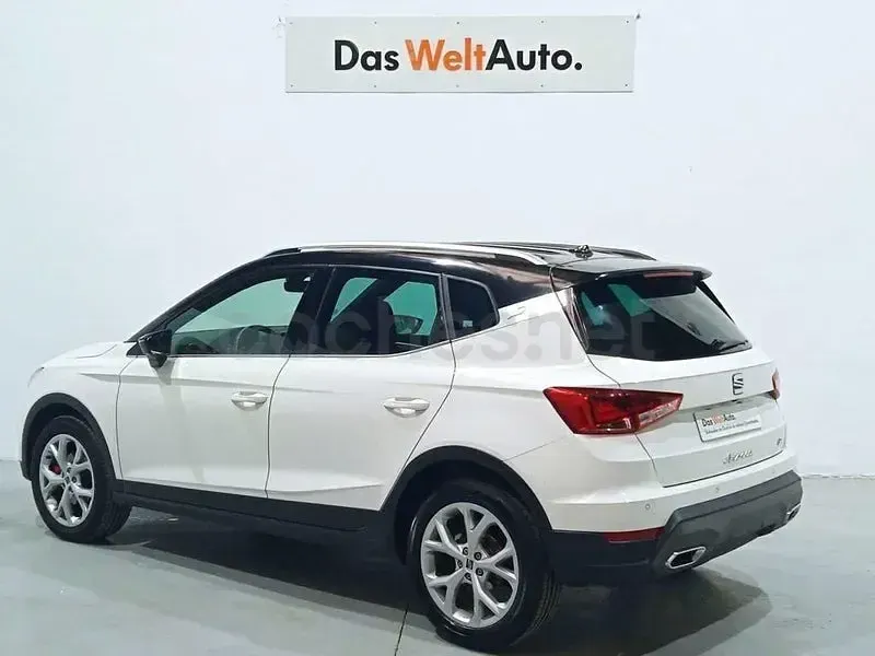 Usado Seat Arona FR 115 CV (84 kW) 2024 Blanco SUV