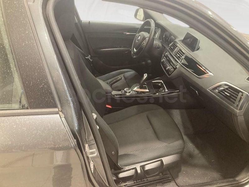 Usado BMW 118 136 CV (100 kW) 2018 Gris / plata Utilitario