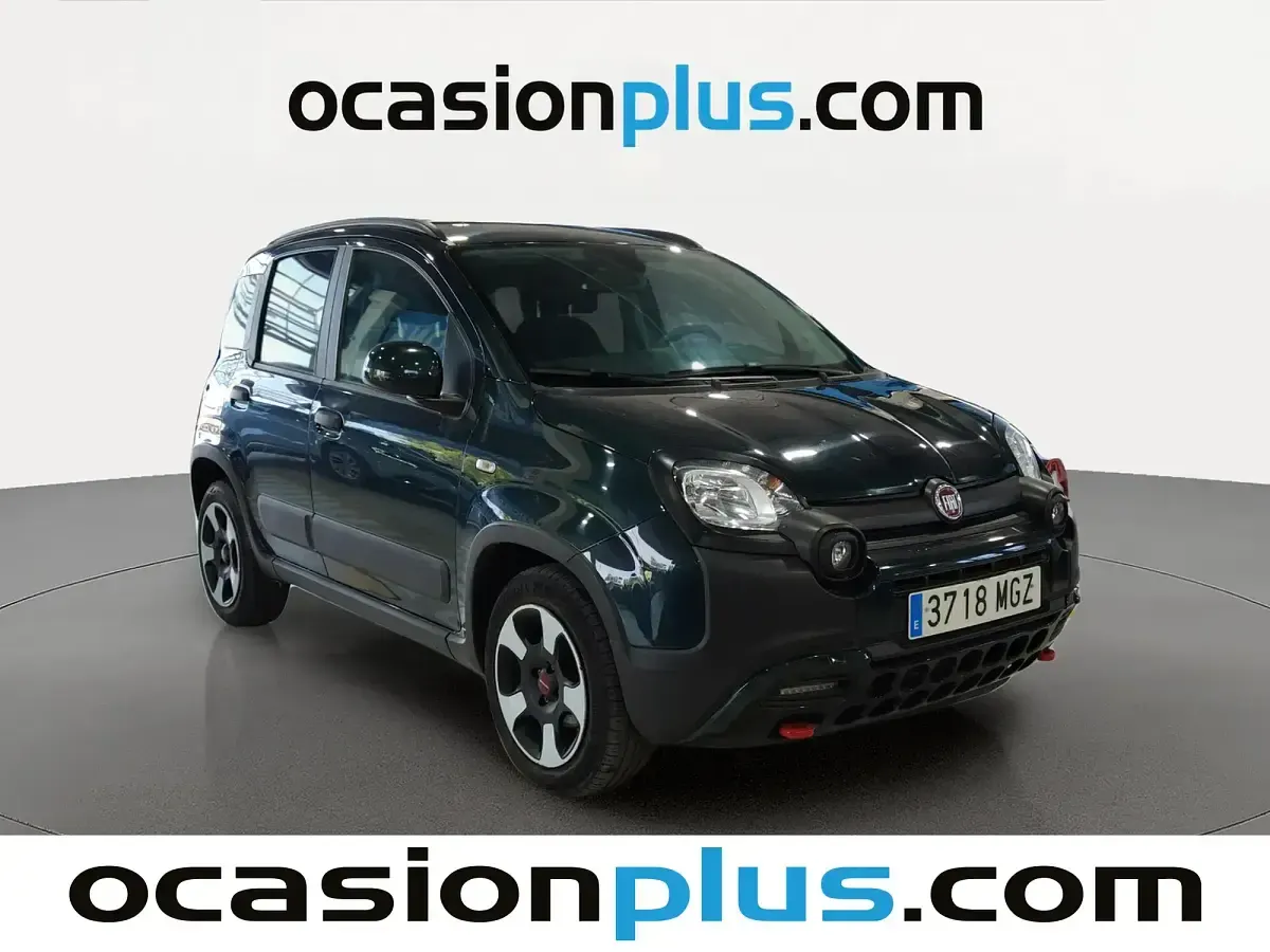Usado Fiat Panda Cross Cross 70 CV (51 kW) 2023 Verde Utilitario