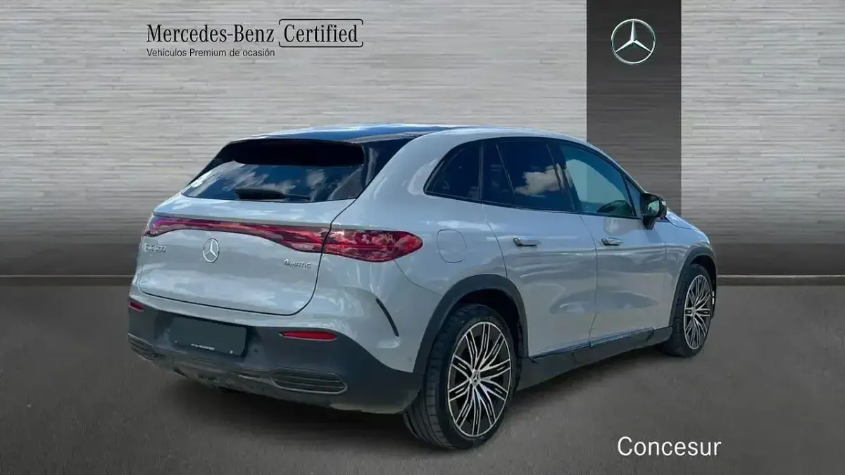 Usado Mercedes EQE500 Edition 329 kW (448 CV) 2025 Gris SUV