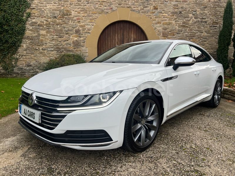 Blanco Usado 2018 VW Arteon Elegance Berlina | 21.900 € (Precio justo) - Imagen 1/4