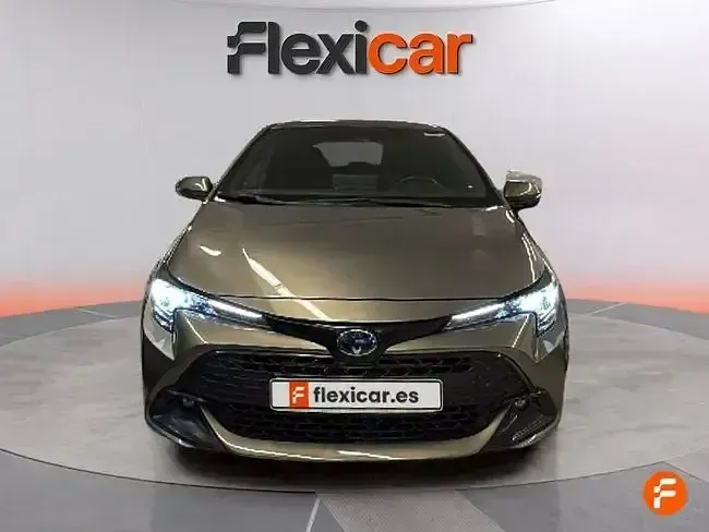 Begagnad Toyota Corolla Active 140 HK (102 kW) 2024 Brun