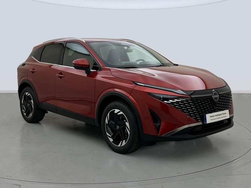 Usado Nissan Qashqai N-Connecta 140 CV (102 kW) 2024 Rojo SUV