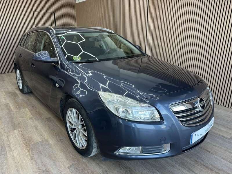 Gris Usado 2010 Opel Insignia Sport Berlina | 7390 € (Precio justo) - Imagen 1/4