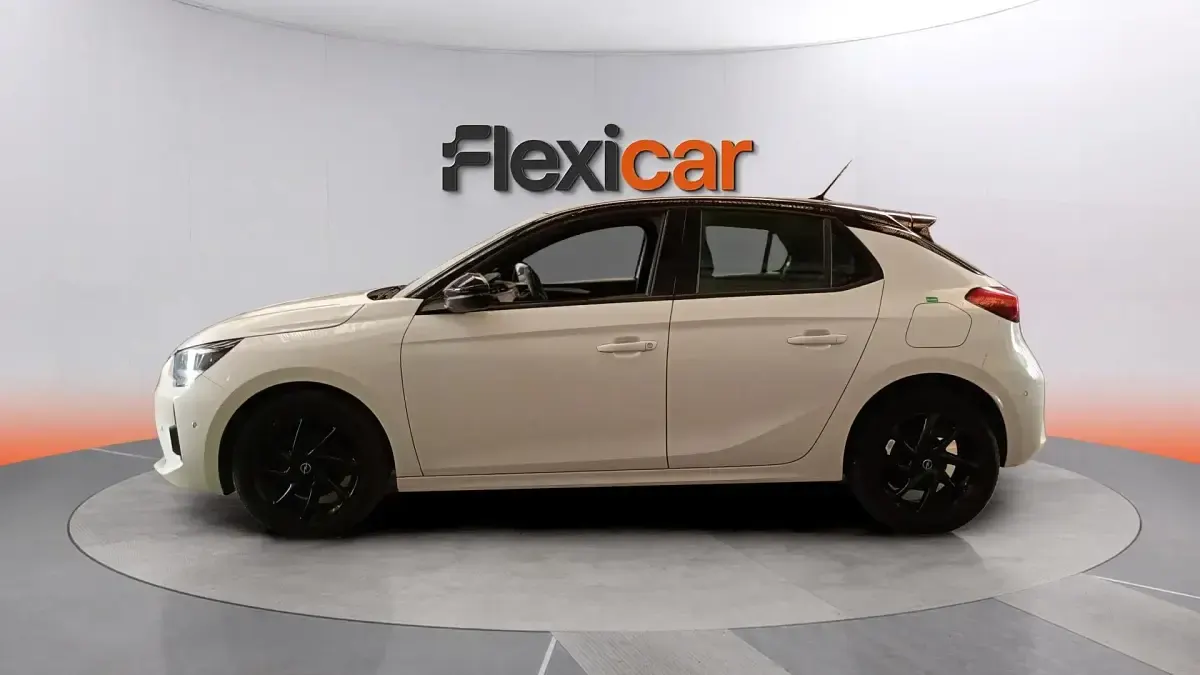 Usado Opel Corsa Edition 101 CV (74 kW) 2023 Blanco Utilitario