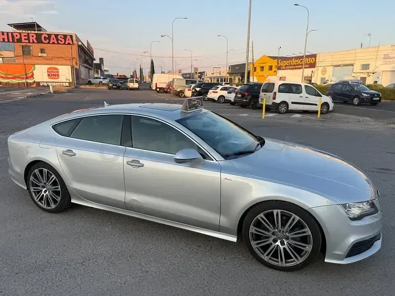 Usado Audi A7 Sportback S-Line 245 CV (180 kW) 2014 Gris / plata Utilitario