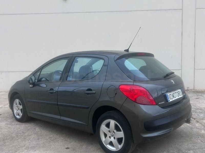 Usado Peugeot 207 Sport 95 CV (69 kW) 2007 Gris / plata Berlina