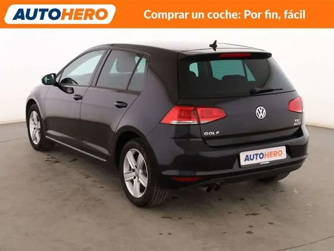 Usado VW Golf VII Advance 125 CV (91 kW) 2016 Negro Berlina