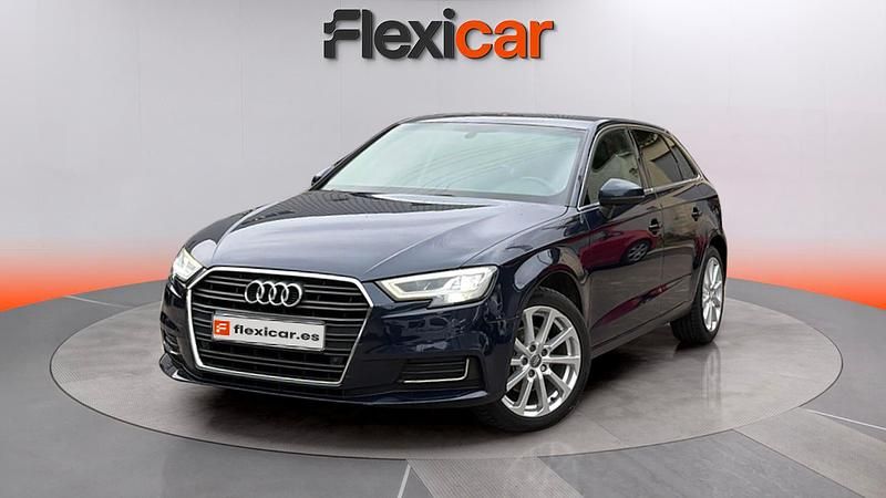 Usado Audi A3 Premium 150 HP (110 kW) 2018 Azul Sedan
