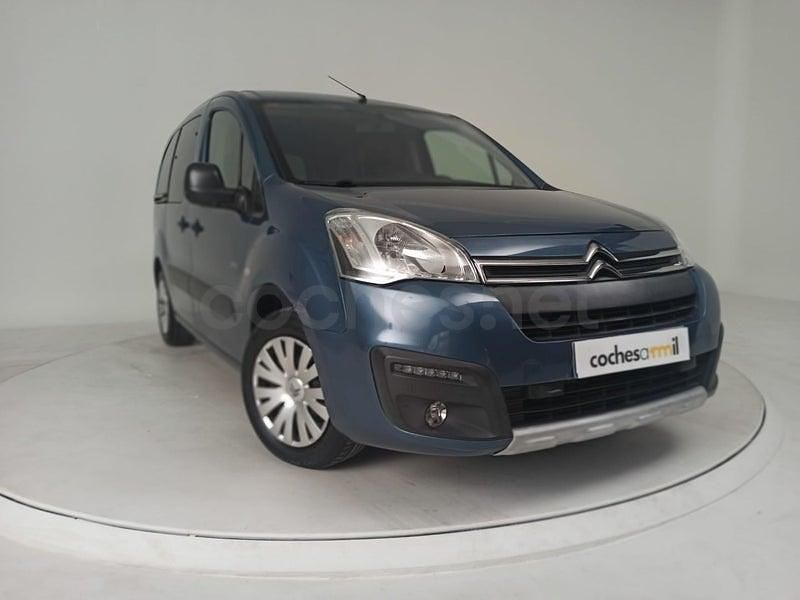Usado Citroën Berlingo Live 100 CV (73 kW) 2016 Azul Monovolumen