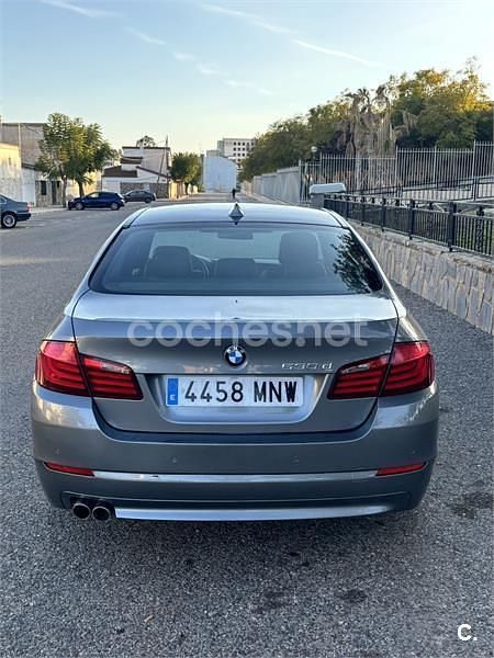 Usado BMW 530 235 CV (172 kW) 2010 Gris / plata Berlina