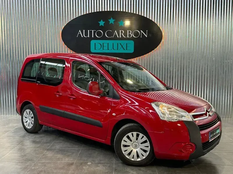 Usado Citroën Berlingo 90 CV (66 kW) 2011 Rojo Monovolumen