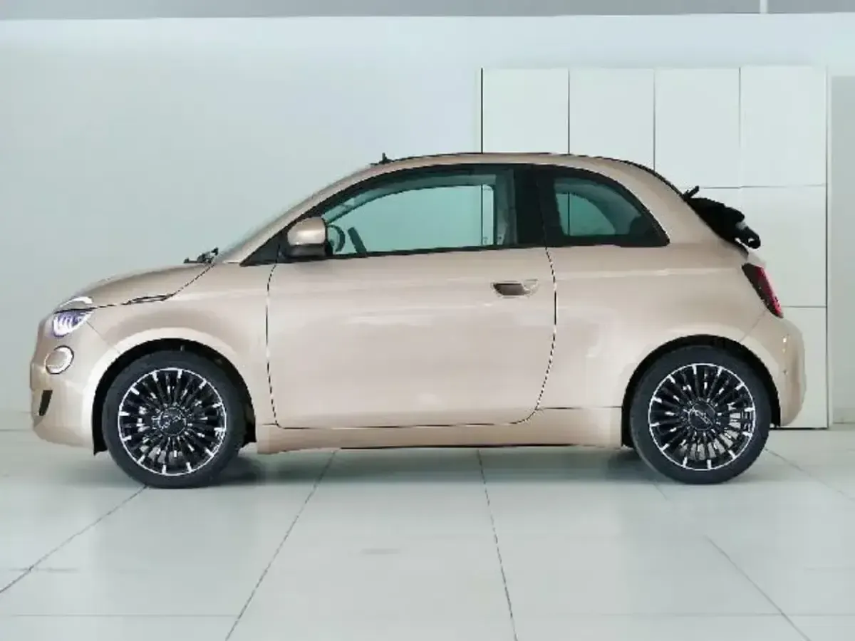 Usado Fiat 500e Icon 86 kW (118 CV) 2021 Otro Descapotable