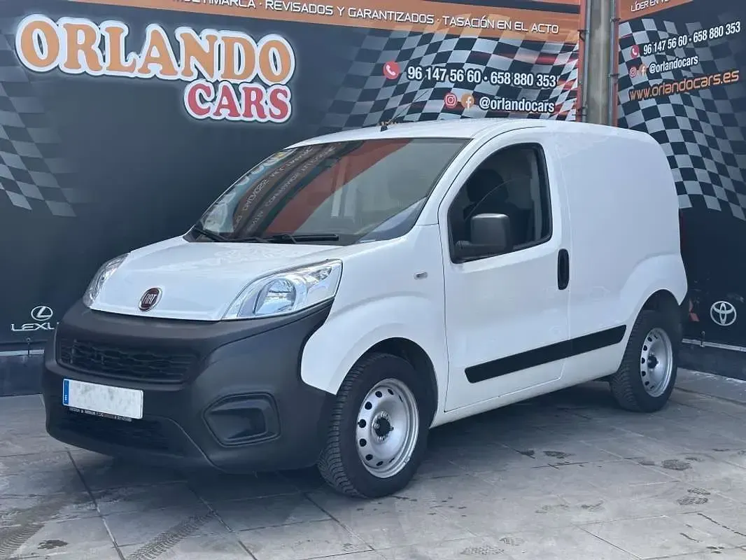 Usado Fiat Fiorino 95 CV (69 kW) 2021 Blanco Monovolumen