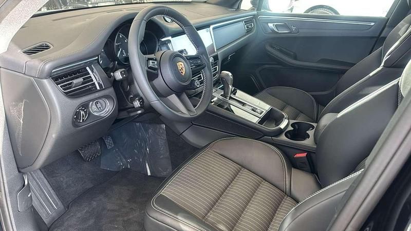 Blanco Usado 2016 Mercedes GLA180 AMG line SUV | 21.500 € (Un poco caro) - Imagen 1/4